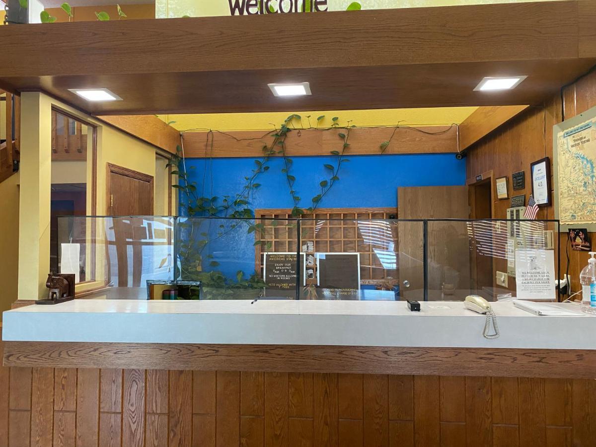 America'S Stay Inn Stewartville Esterno foto