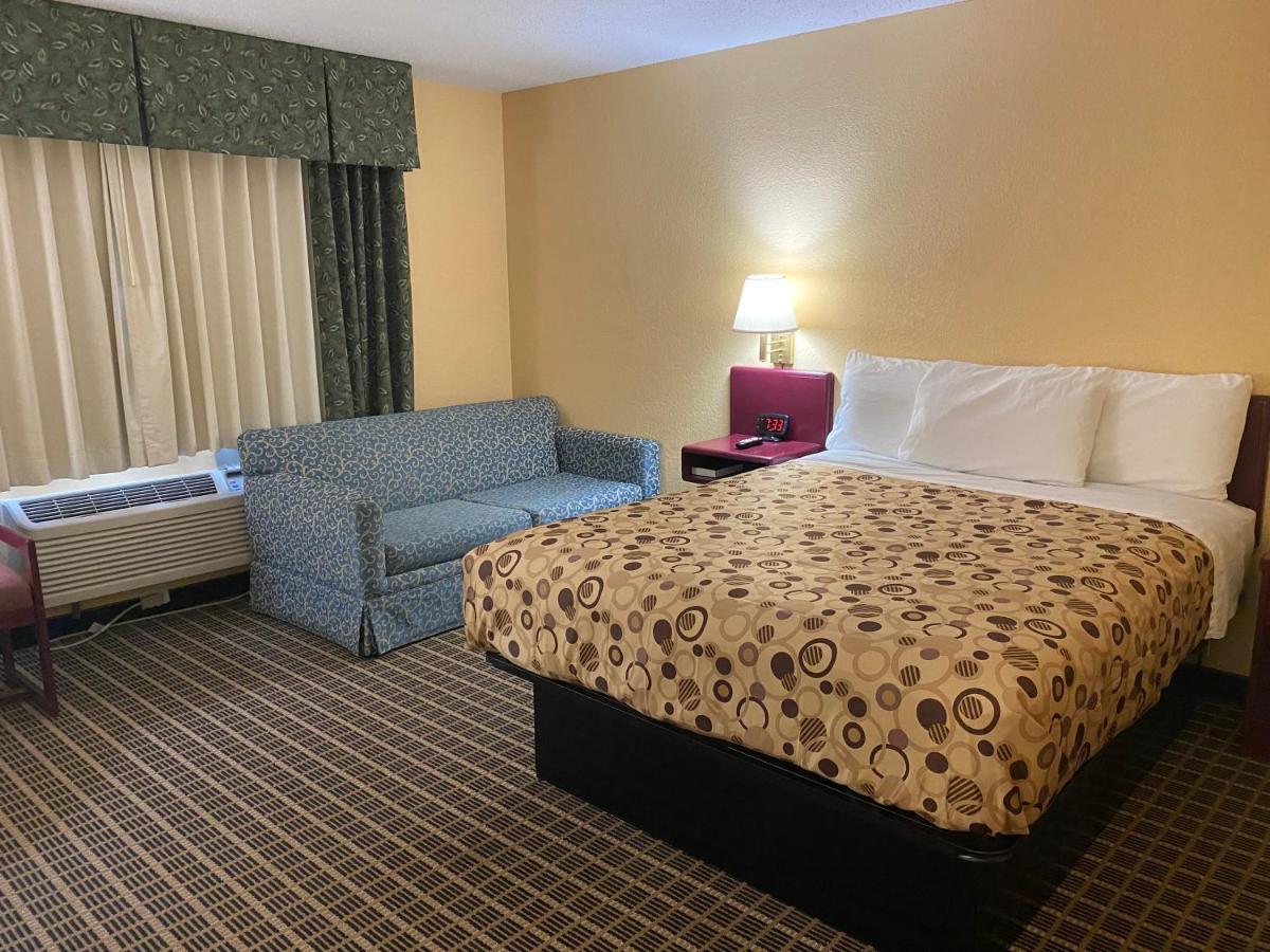 America'S Stay Inn Stewartville Esterno foto