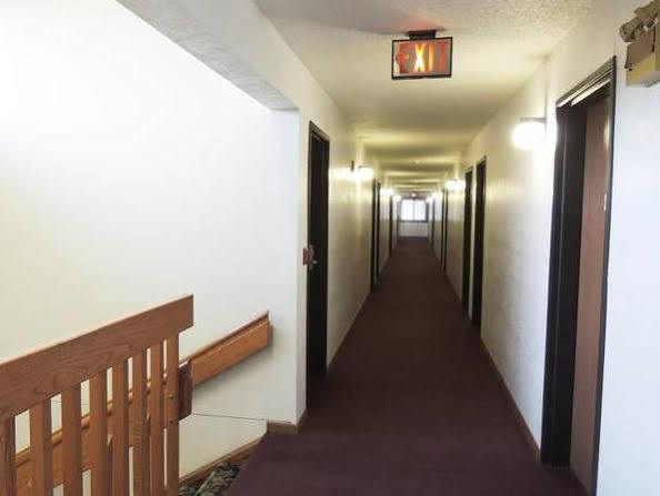 America'S Stay Inn Stewartville Esterno foto